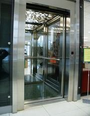 Лифты и эскалаторы.